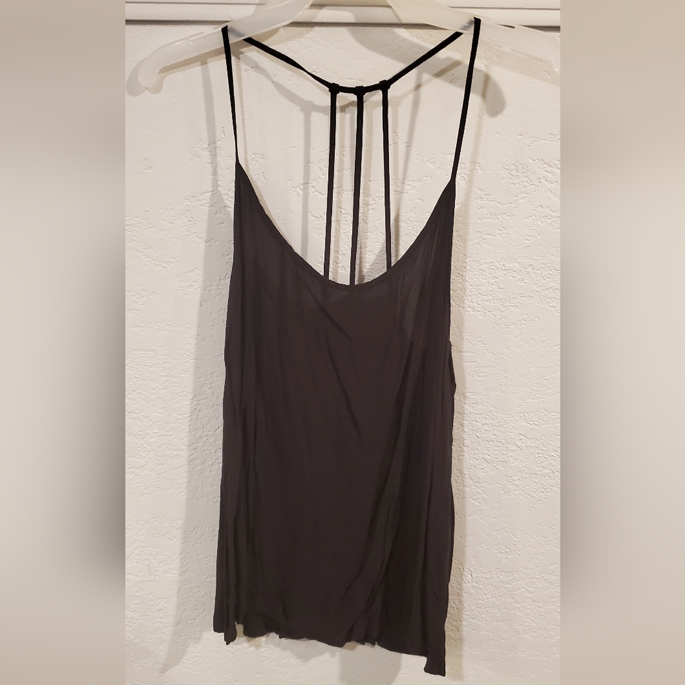 Cute, light, black tank top